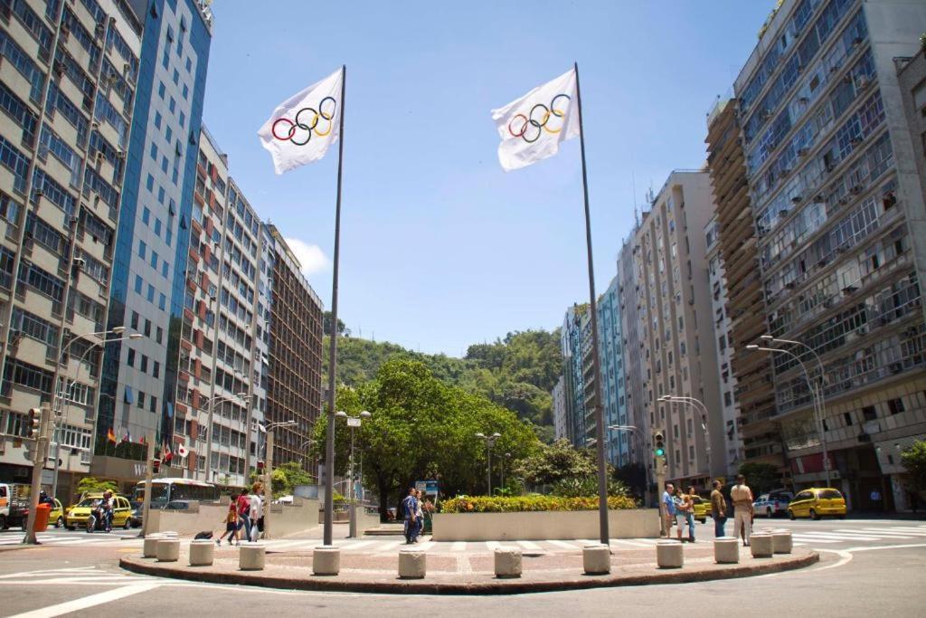 Appartamento Completo Na De Copacabana Com Ar, Wifi, Netflix, Ate 4 Pessoas, Fundos Claro E Silencioso, Pauloangerami Pj135 *